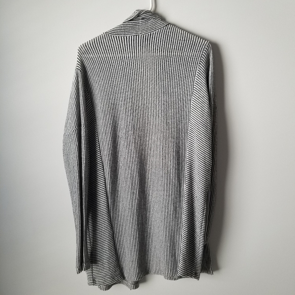 Sunday in Brooklyn Long Sleeve Striped Knit Open Cardigan Black/White Size S - Picture 2 of 12